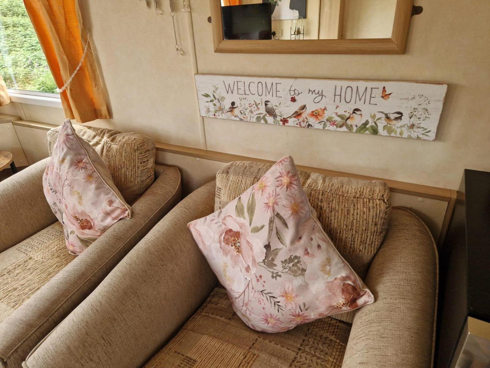 Lochview Retreat Caravan * Balminnoch